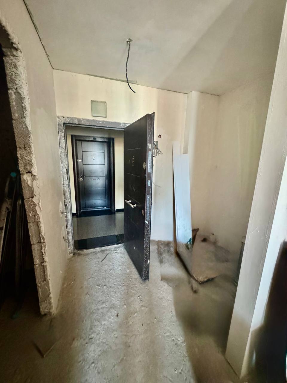 1+1-Wohnung in einem grünen Rohbau am Pirosmani — Foto 4