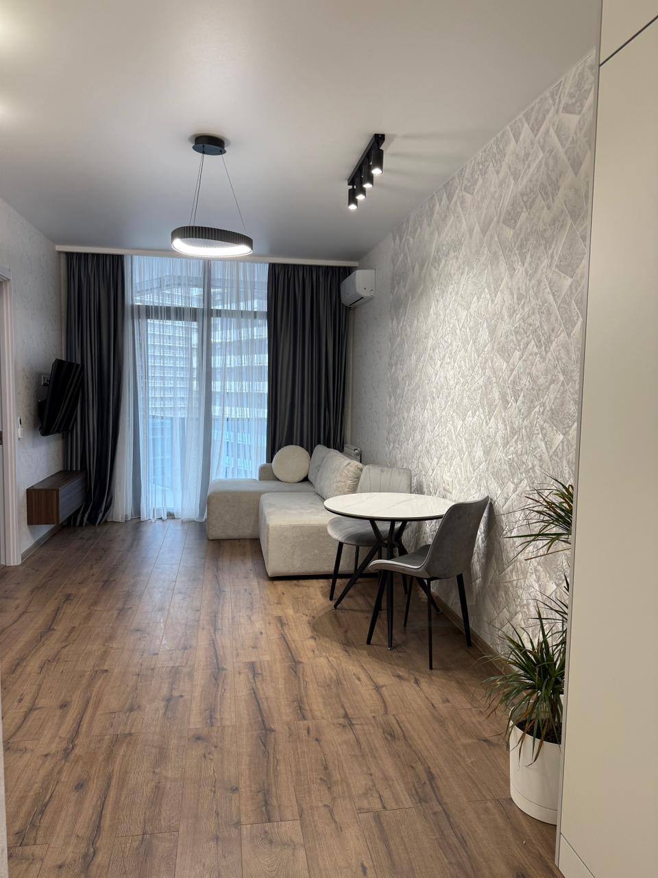 1+1 Apartment at Bagrationi Residence in Batumi — Photo 8