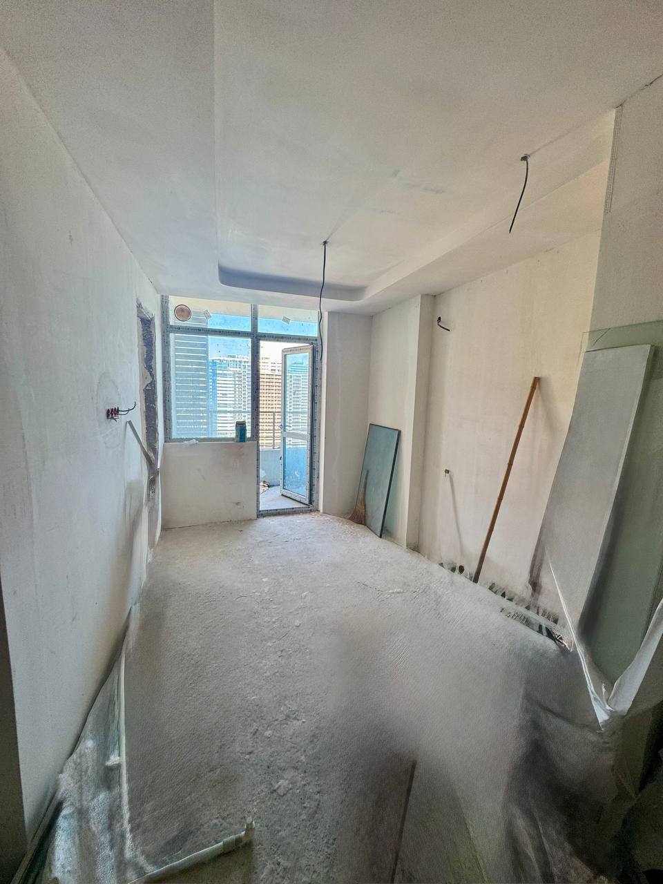 1+1-Wohnung in einem grünen Rohbau am Pirosmani — Foto 5