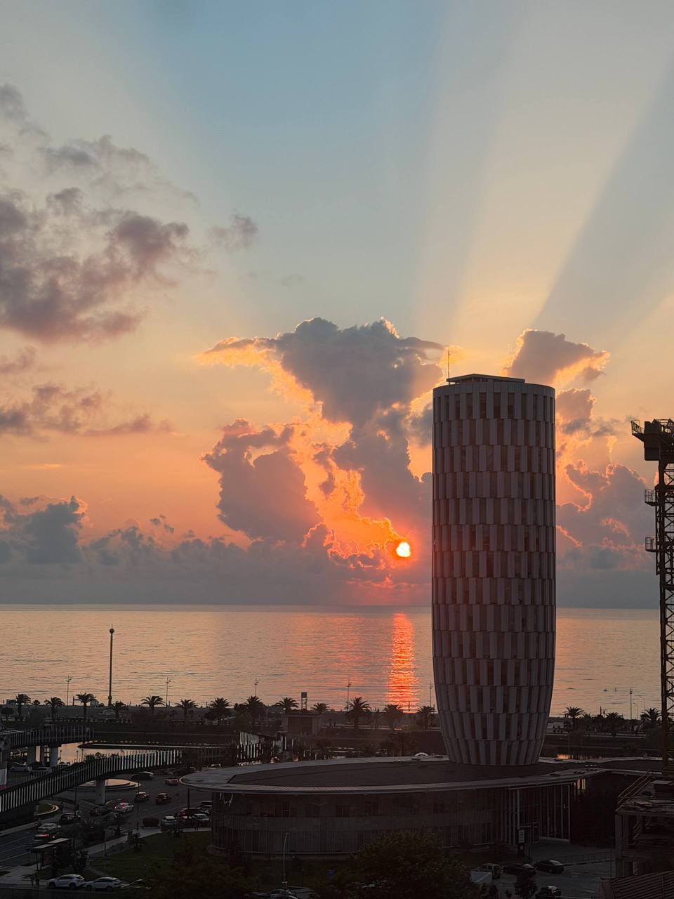 An 81.2 m² apartment with a direct view of the sea at 17 Pirosmani Street — Photo 9