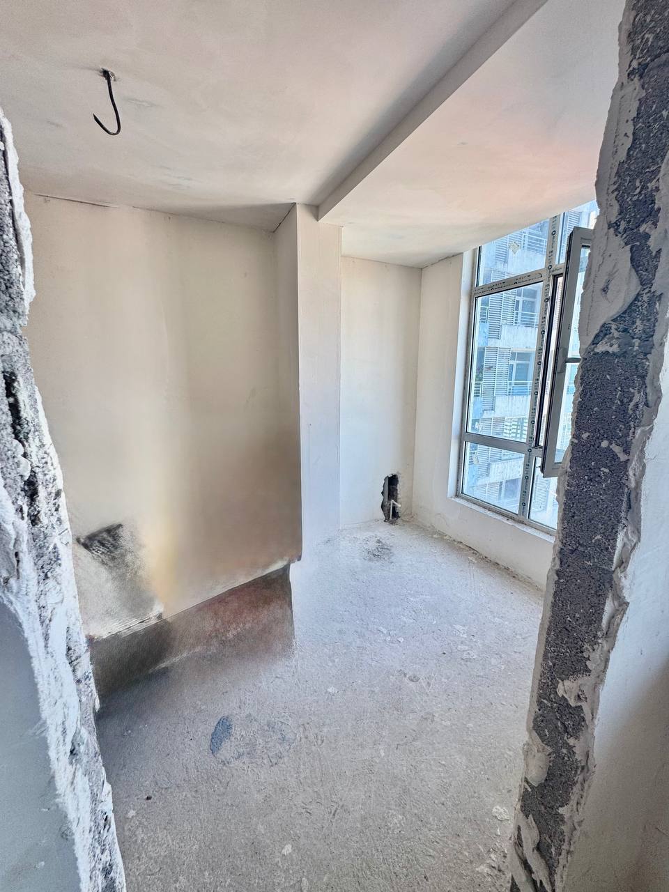 1+1-Wohnung in einem grünen Rohbau am Pirosmani — Foto 3