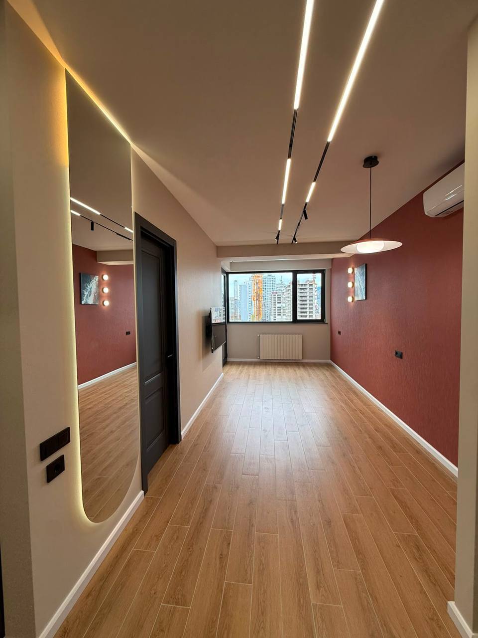 Designerskie mieszkanie typu 1+1 w kompleksie Arena Residence — Zdjęcie 2