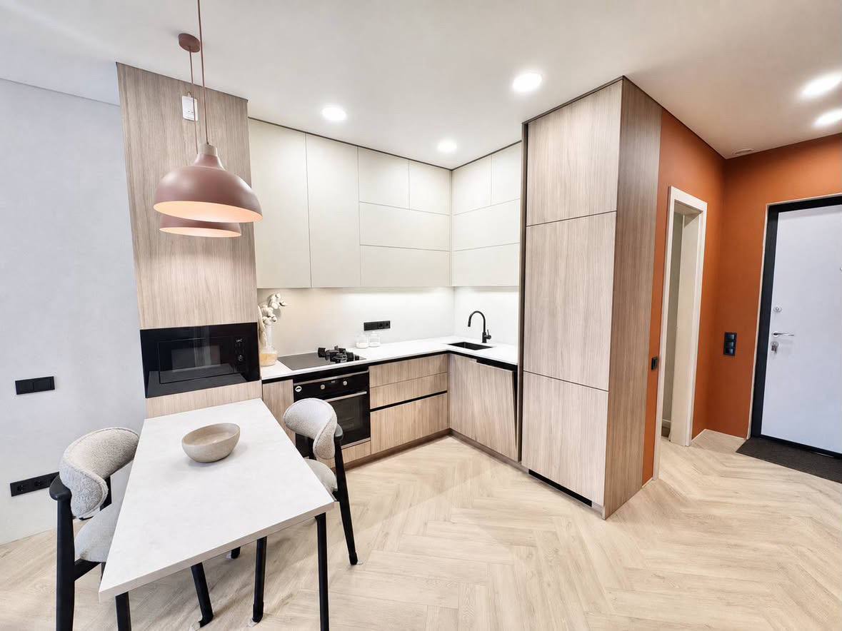 1+1-Wohnung in den Black Sea Towers mit Gasheizung — Foto 6