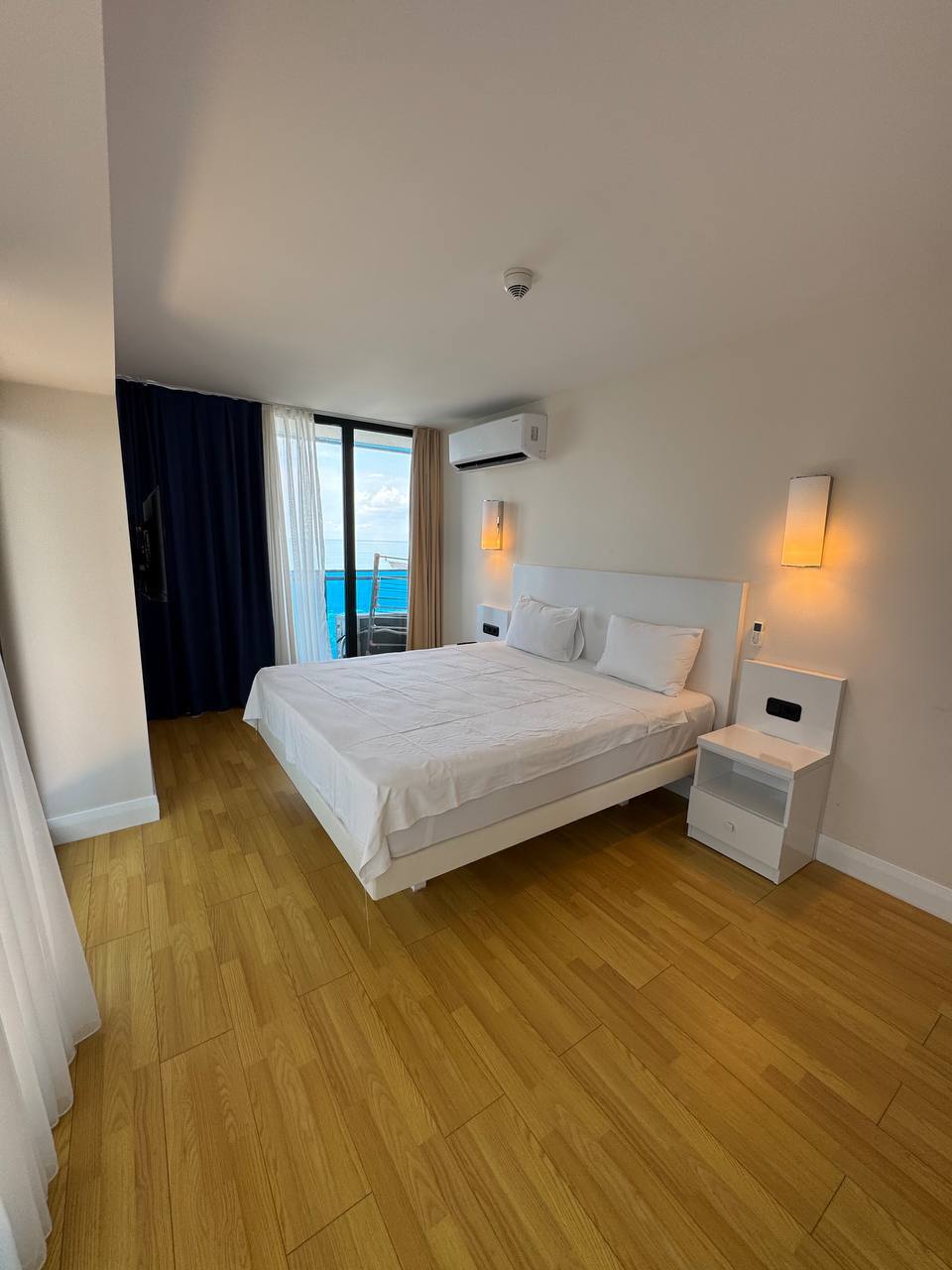 1+1 apartment in Orbi City D1 with panoramic views — Photo 10