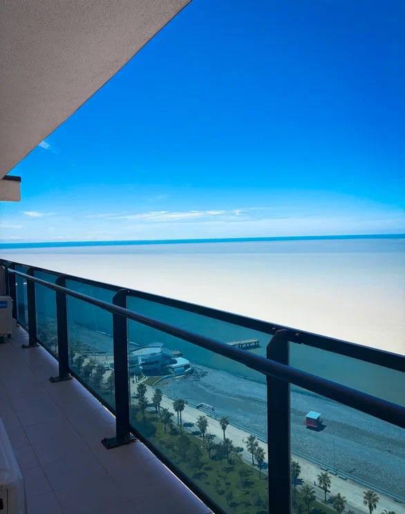 1+1-Wohnung im Orbi Beach Tower mit Meerblick — Foto 9