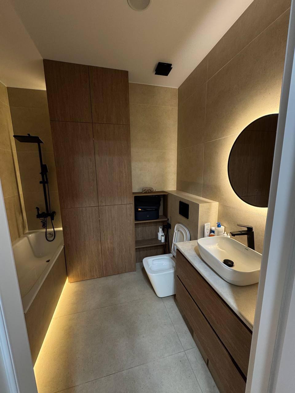 Designer 2+1 Apartment in Black Sea Towers — Photo 6
