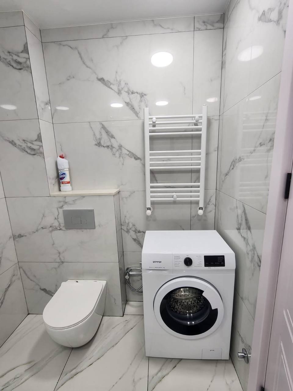 Fully furnished studio apartment in Black Sea Towers, Block B — Photo 6
