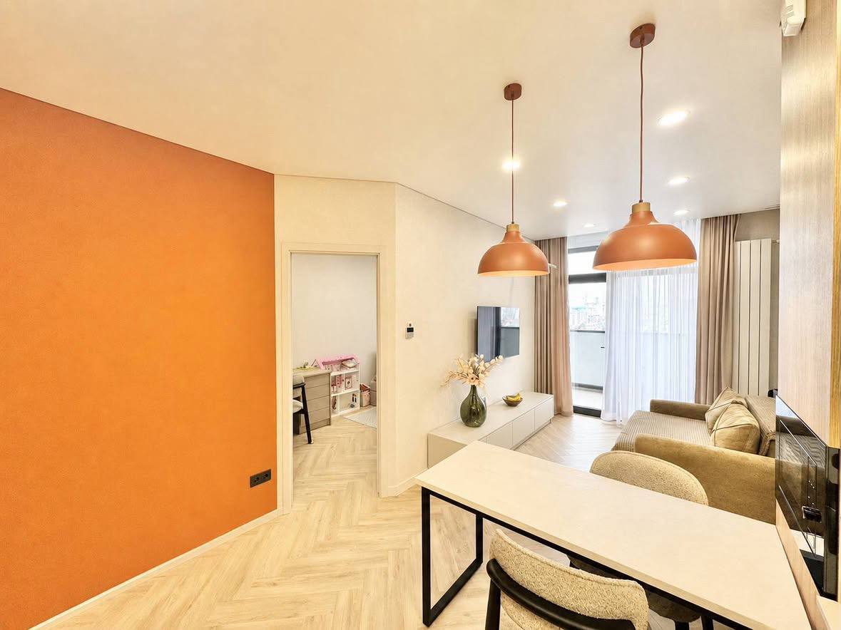 1+1-Wohnung in den Black Sea Towers mit Gasheizung — Foto 1