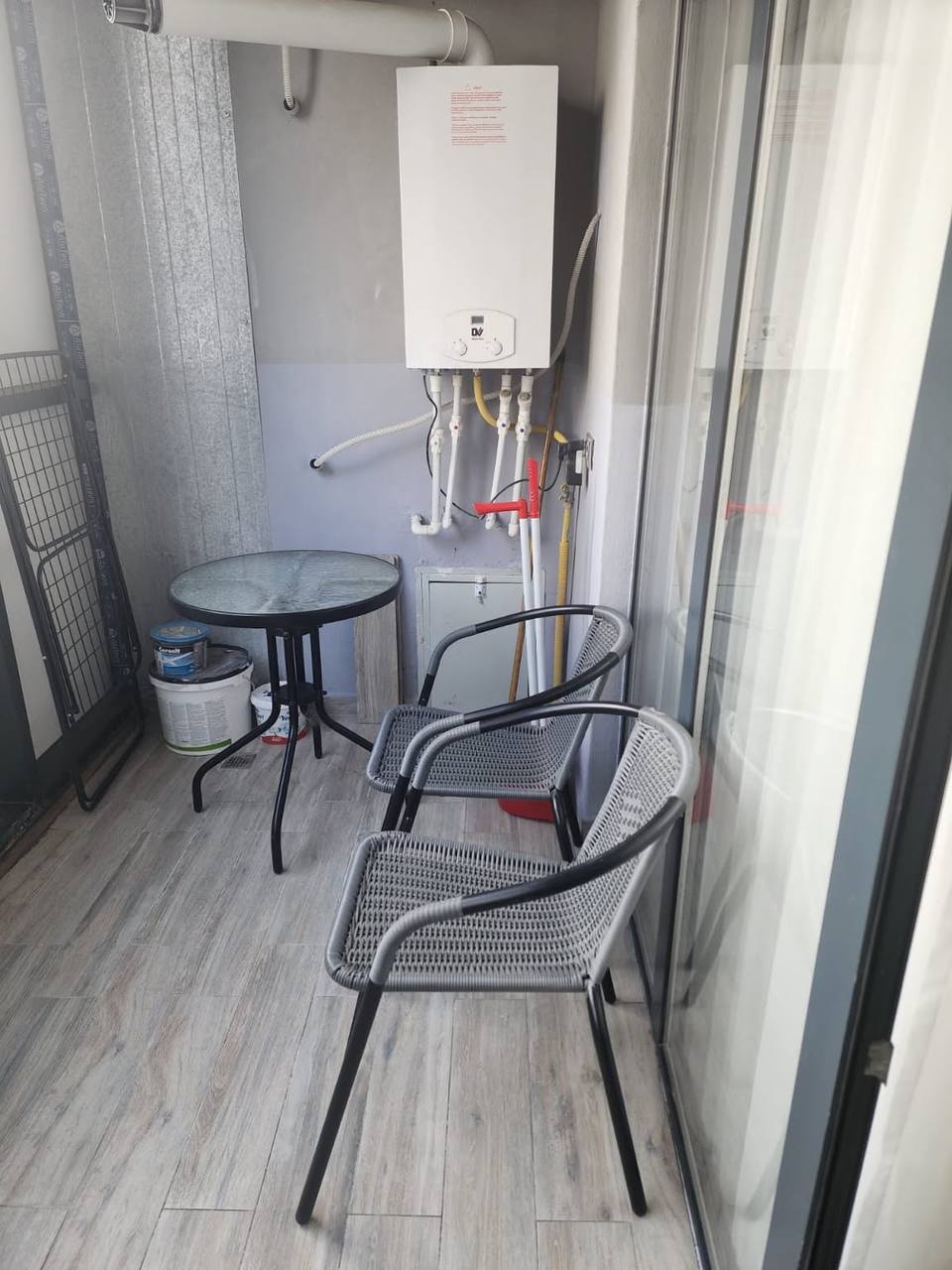 Fully furnished studio apartment in Black Sea Towers, Block B — Photo 5