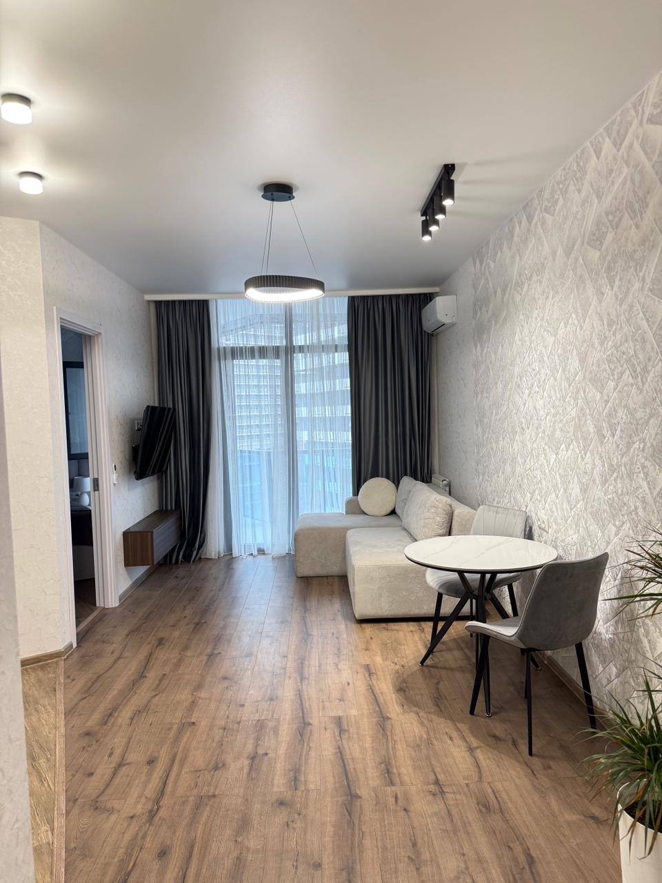 1+1 Apartment at Bagrationi Residence in Batumi — Photo 5